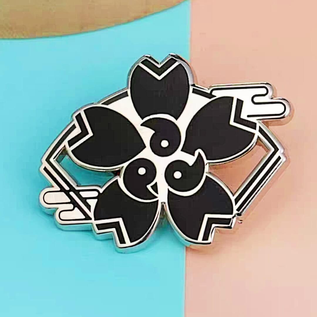 sakura lapel pin