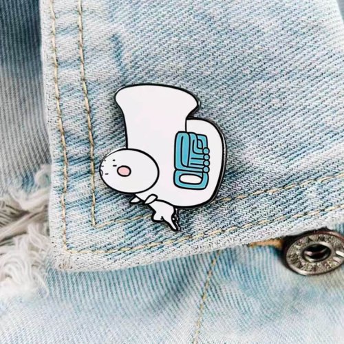 music lapel pin